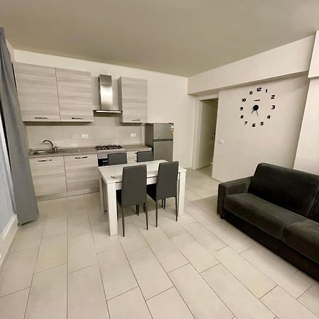Anita'S House-Abitazione A Pochi Passi Dal Centro Lejlighed Pesaro Eksteriør billede