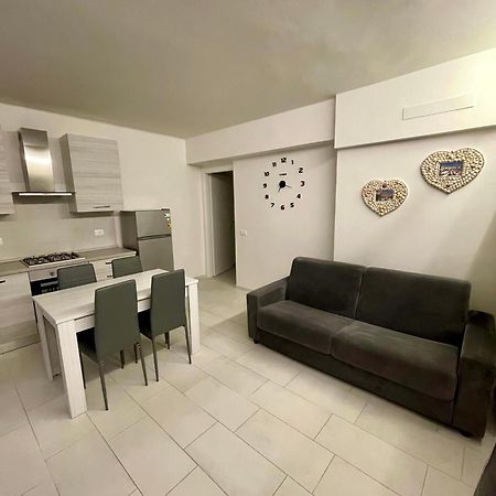 Anita'S House-Abitazione A Pochi Passi Dal Centro Lejlighed Pesaro Eksteriør billede